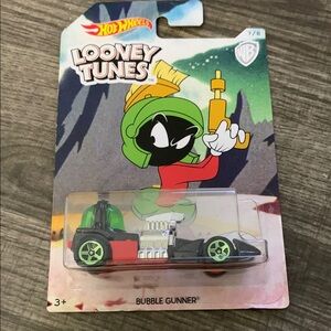 Looney Tunes Bubble Gunner Toy Car - Black and Green